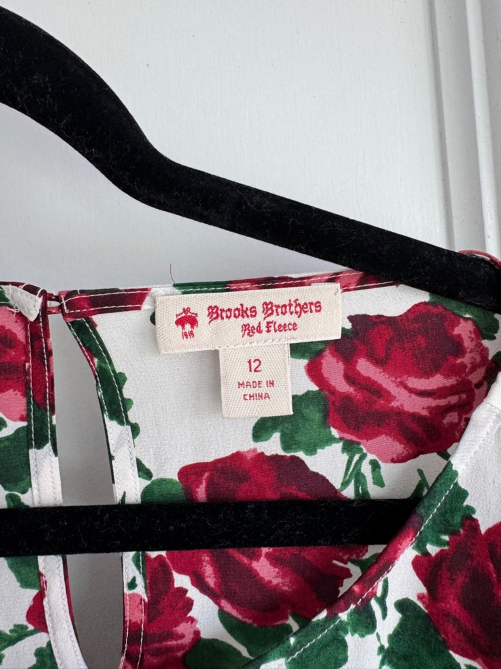 Brooks Brothers Silk White Rose-Print Blouse - Size Large (12) - Picture 2 of 4